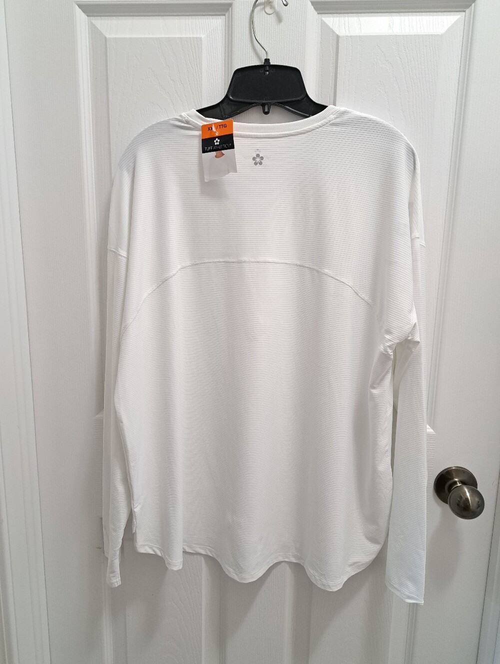 Tuff Athletics Long Sleeve Crewneck Activewear Top Womens Size XXL White Casual - Picture 3 of 10